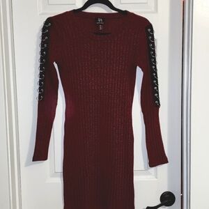 Derek Heart sweater dress w/grommet & ring embellishments Sz M